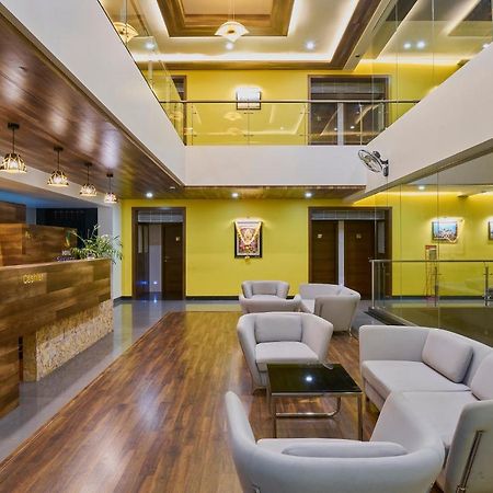 Hotel 3 Leaves Kolhapur Bagian luar foto